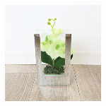 モダンテイスト　ガラス花瓶 グラスアート ホワイト&ライトグリーン（造花付き）