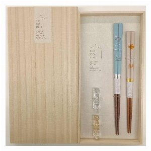 桐箱箸置付夫婦箸　うらら 63275 【カトラリー】