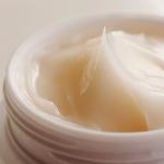 お風呂あがり専用オールインワンクリーム「湯のめぐみ」