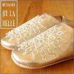 La Belle 綺麗なビーズ刺繍の手づくりバブーシュ/スリッパ