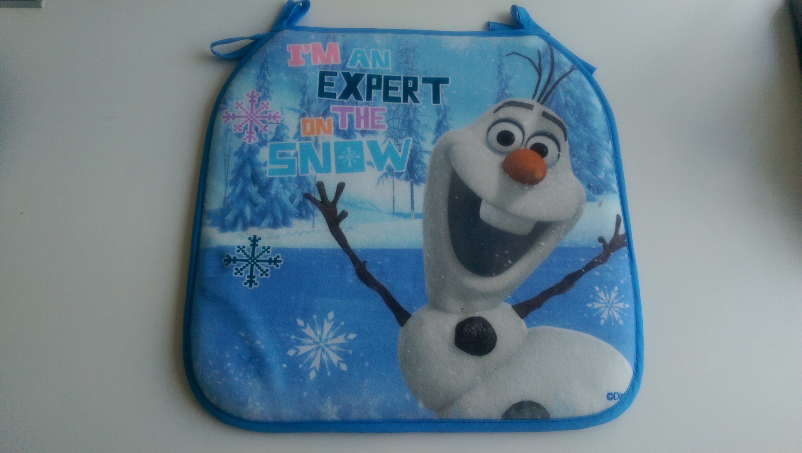 大人気ディズニーキャラクター シートクッション 株式会社フロントライン 品番 の卸 問屋 仕入れ 卸売り ザッカネット