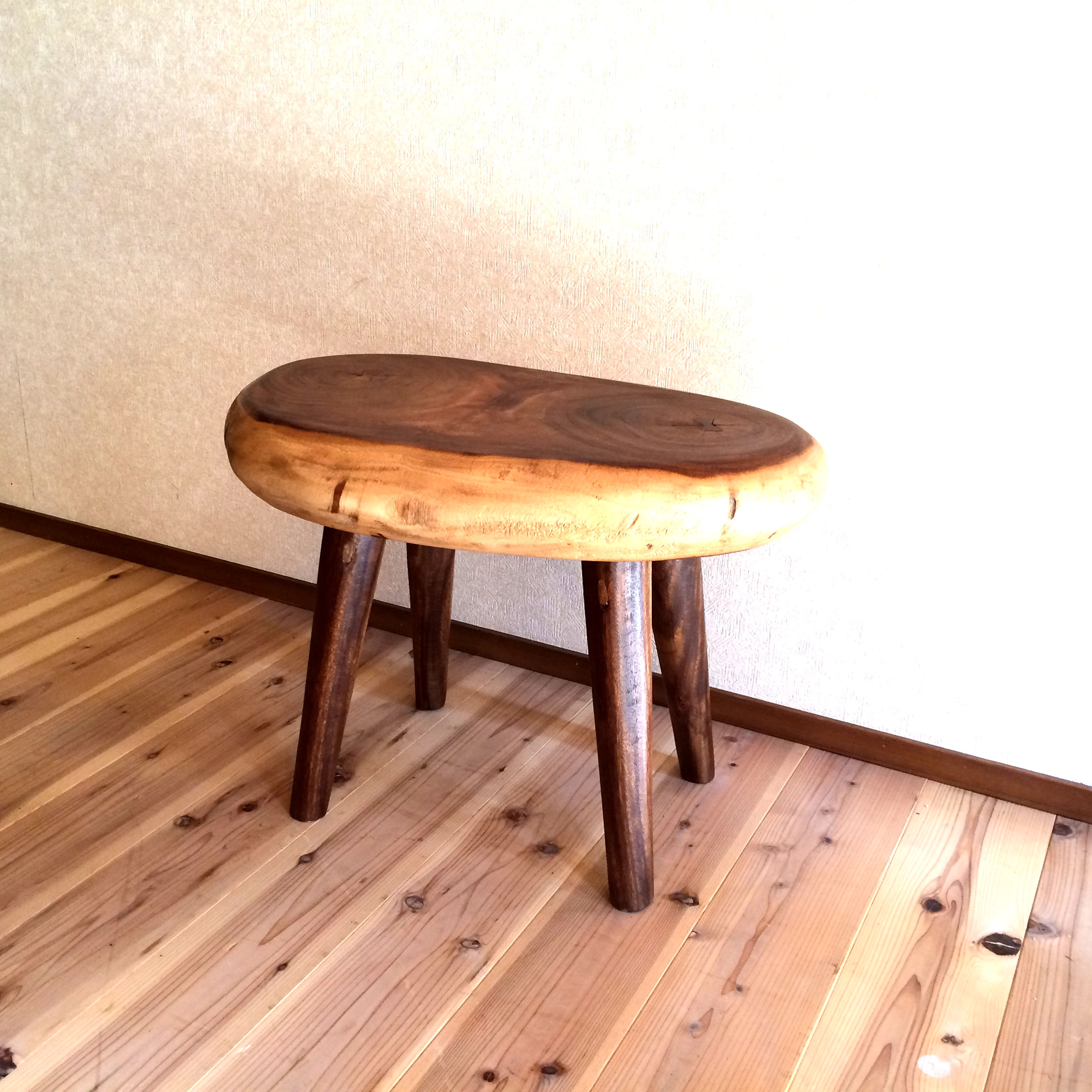 モンキーポッド材スツール 楕円 - 有限会社 幸建 [品番：stool2001] の 