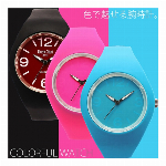 日本製ムーブメント 小さめ可愛いメタルベルトのシンプルトノー型腕時計  AV01..