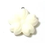 【日本製】和三盆チャーム　桜　(真鍮古美ヒートン付)　10個入