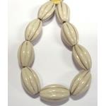 【日本製】10mm　イミテーションパール オリジナルベージュカラー　通し穴