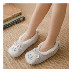 もこもこハムスター ルームシューズ【スリッパ/あったか/防寒/滑り止め/ポカポカ/室内履き】