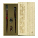 一双 桐箱入 宵待月 ＆ 箸置華桜 2P お箸と箸置きのセット 桐箱入り ギフト..